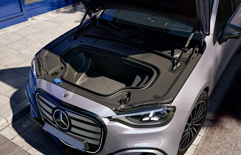 додатковий відсік Mercedes-Benz C 400 4MATIC electric