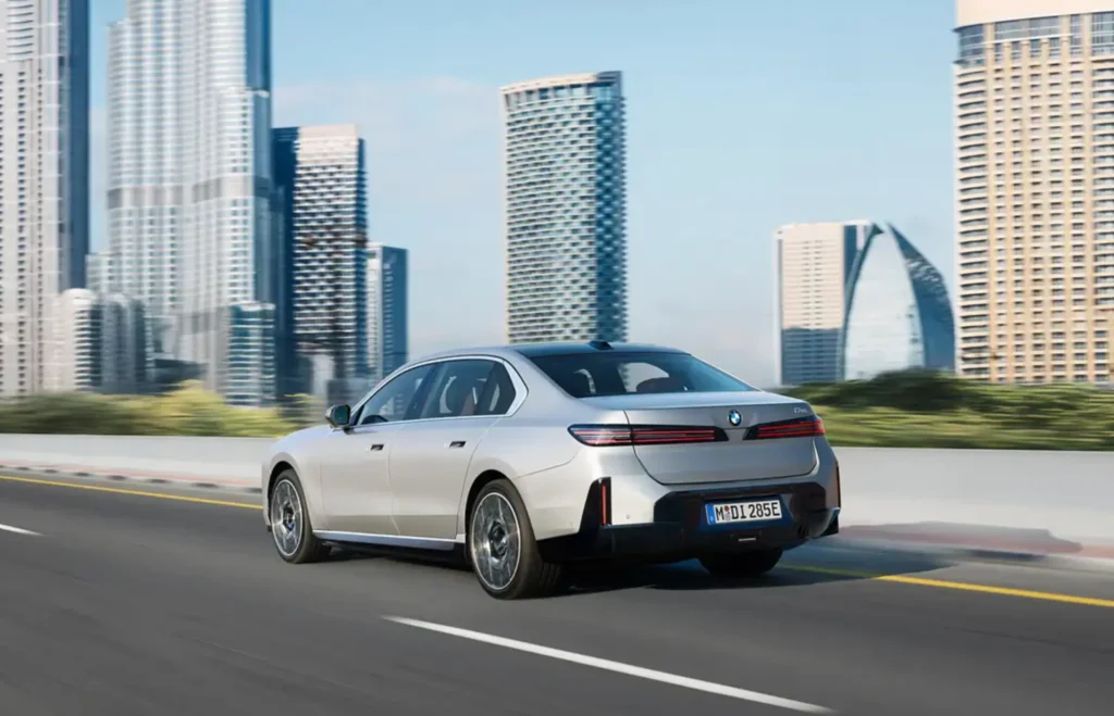 екстер’єр флагмана BMW 7