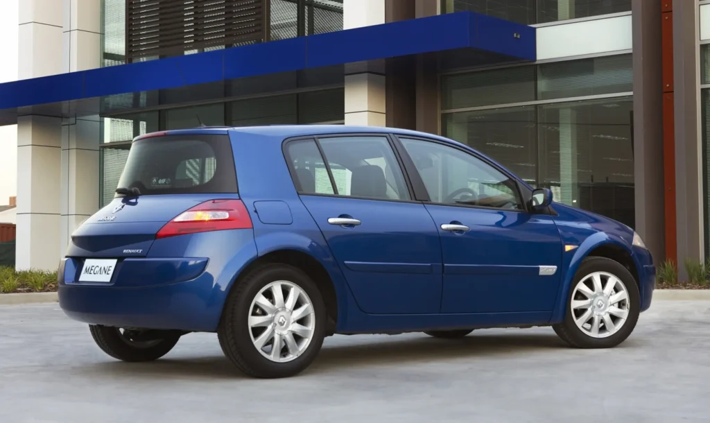 shema rele ta zapobizhnikiv renault megane 2008
