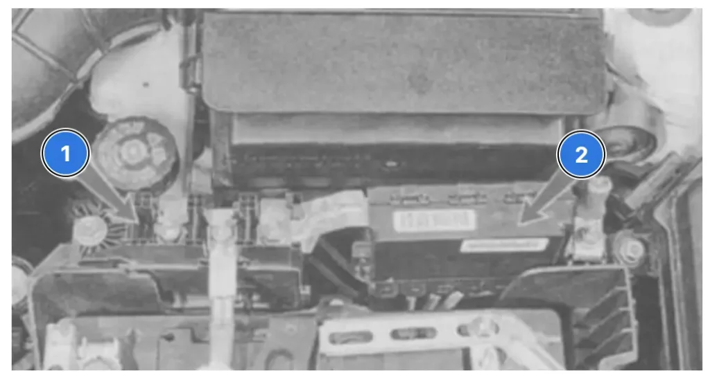 yashik bilya batareyi renault scenic 3