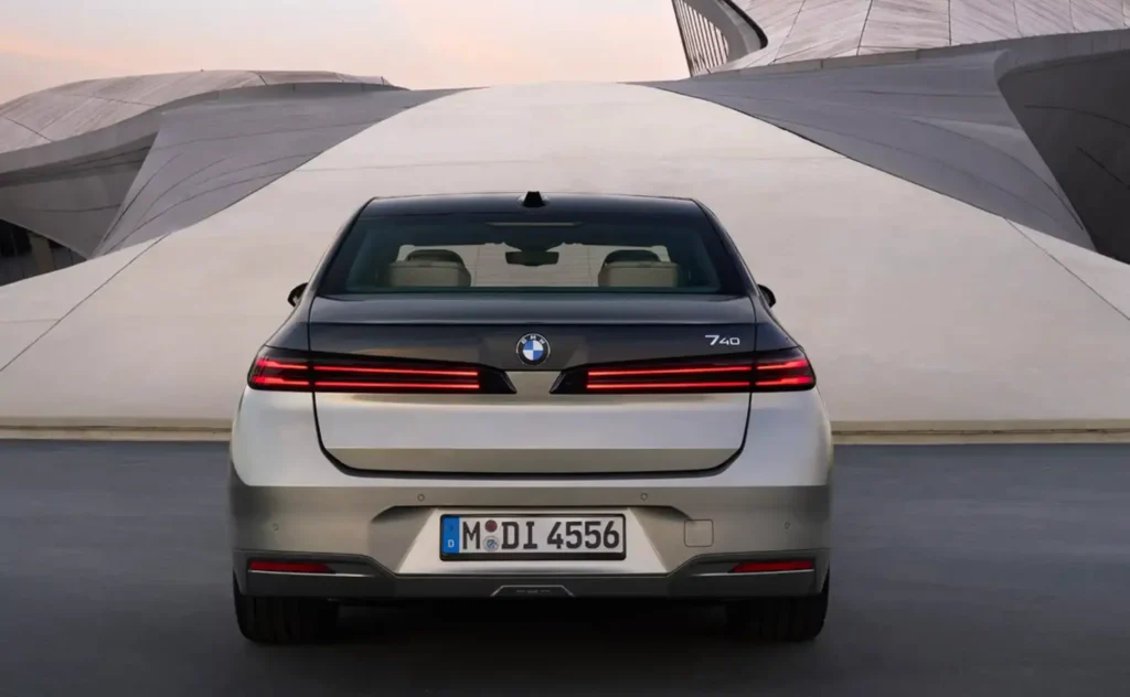 Зад BMW 7 серії 2026 